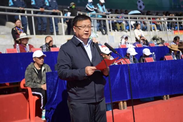 曼城面临挑战，哈兰德转会动态升温，切尔西或进攻祖比门迪